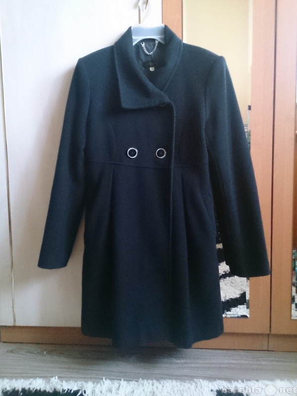 Продам: весеннее черное пальто