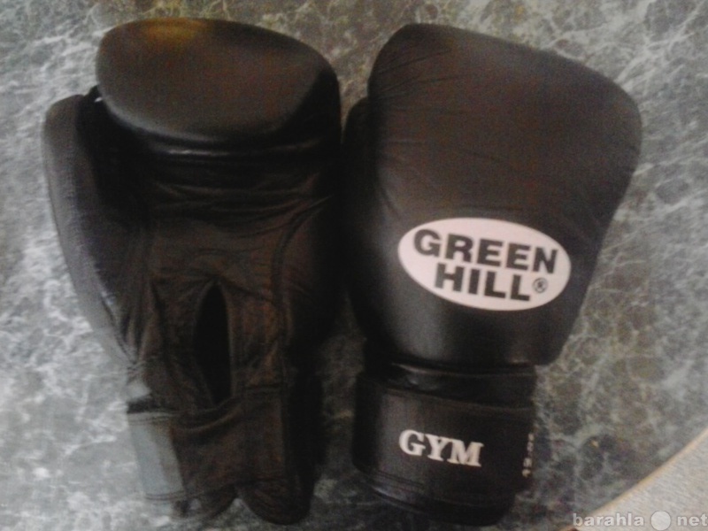 Продам: боксерские перчатки