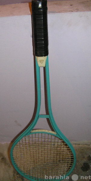 Продам: Теннисная ракетка Корт (СССР)