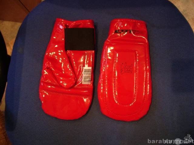 Продам: Тренировочные перчатки leco