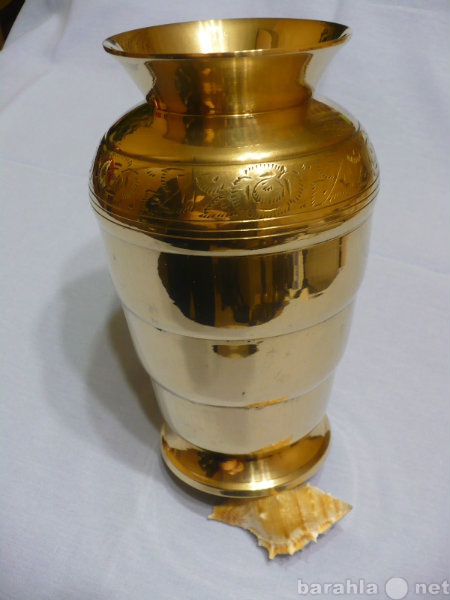 Продам: Индийская ваза из металла