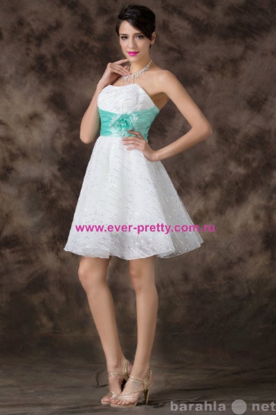 Продам: Короткое НОВОЕ платье с цветком