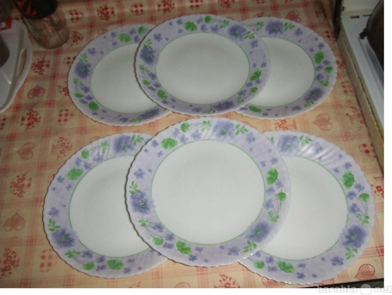 Продам: Набор столовых тарелок "Сиреневые ц