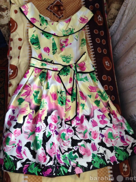 Продам: Выпускное платье на девочку