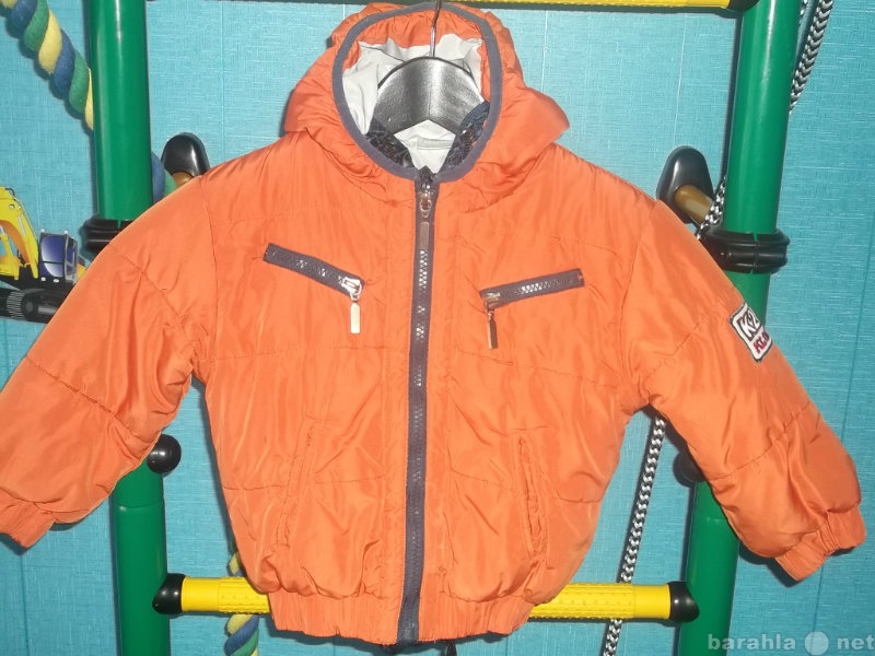 Продам: куртка на весну от 1 до 2,5 лет