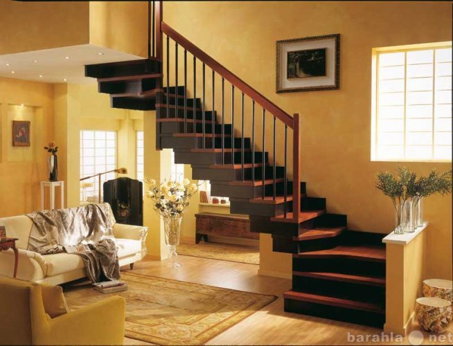Продам: Лестницы деревянные, двери, мебель