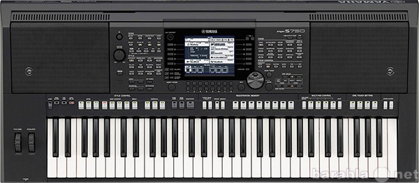 Продам: Yamaha Psr S 750