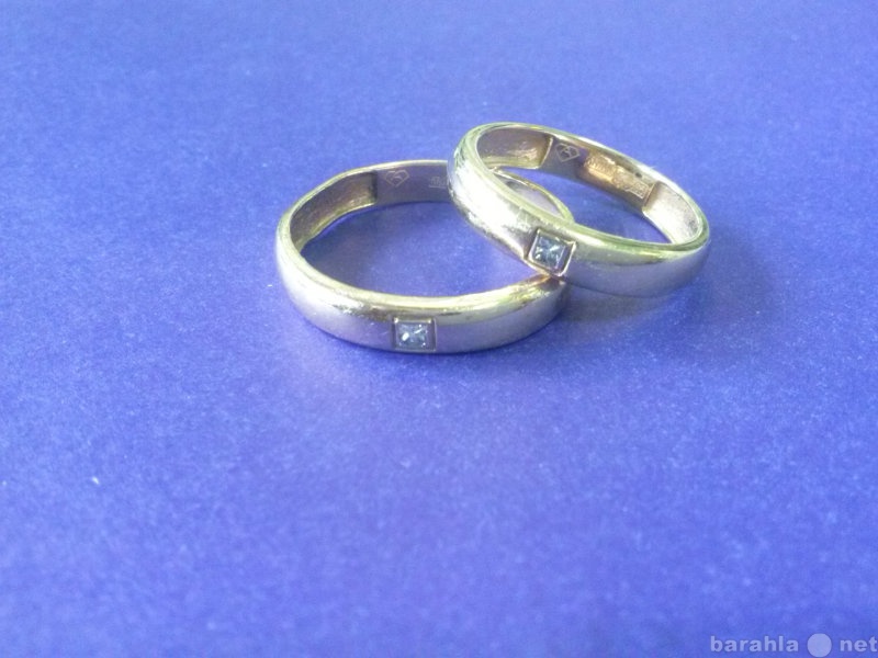 Продам: 2 обручальных кольца с бриллиантами
