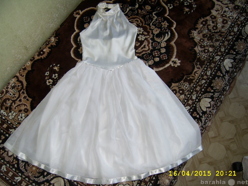 Продам: Праздничное платье на дев 7-10 лет