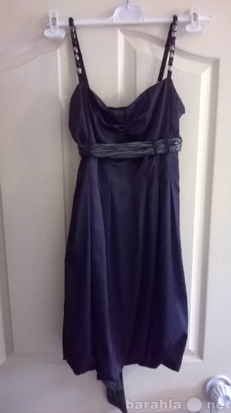 Продам: Платье черное с серым поясом