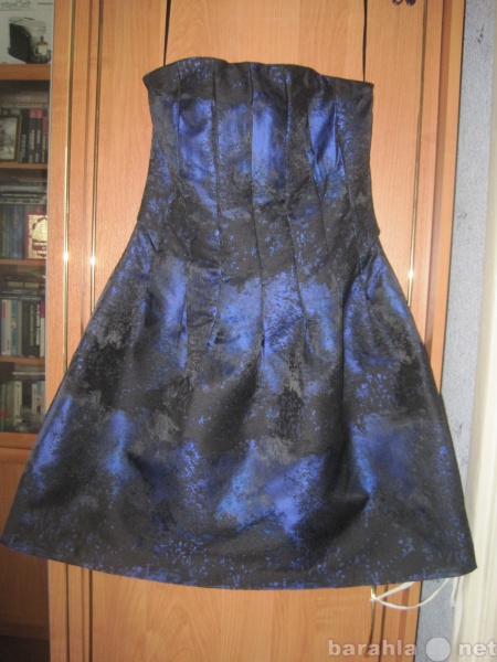 Продам: Платье синее HM раз.46