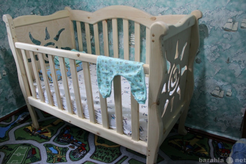 Продам: Кроватка детская "Солнышко"