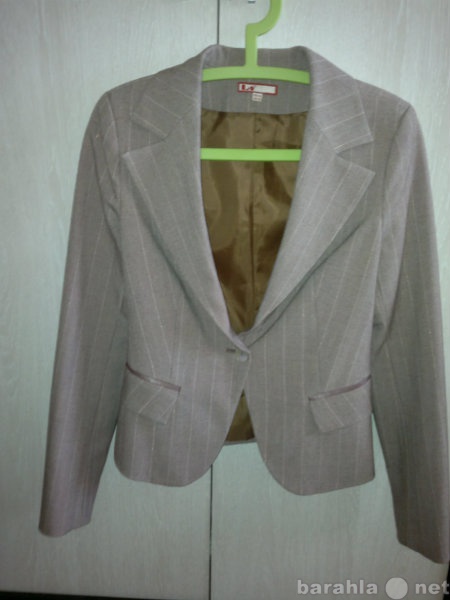 Продам: костюм (пиджак+бриджи)