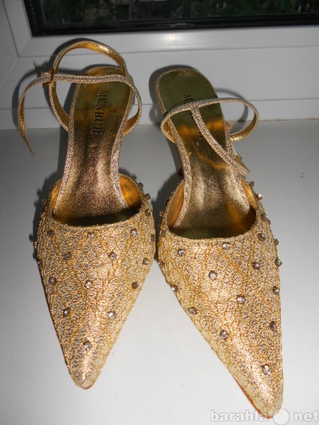 Продам: Обувь для торжеств, привезена из Италии
