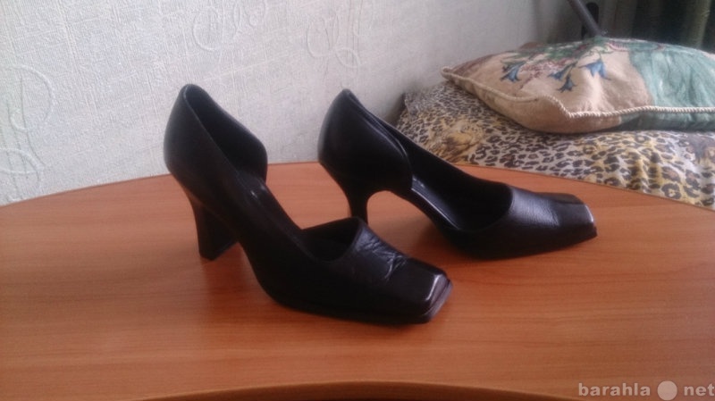 Продам: Туфли чёрные