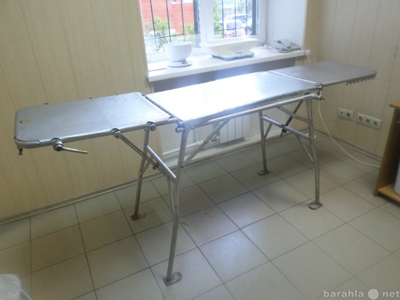 Продам: Универсальный стол для работы ветеринара