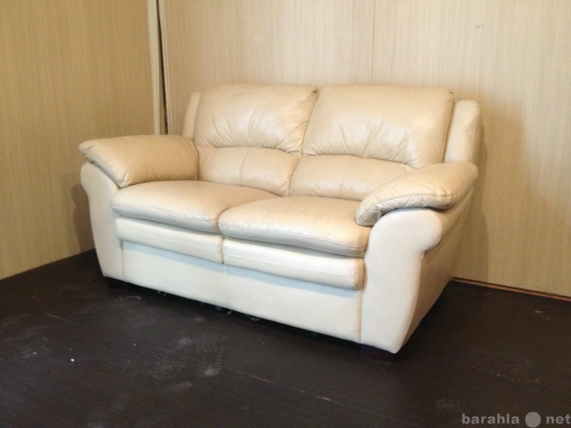 Продам: Кожаный диван гарнитур крес из финляндии