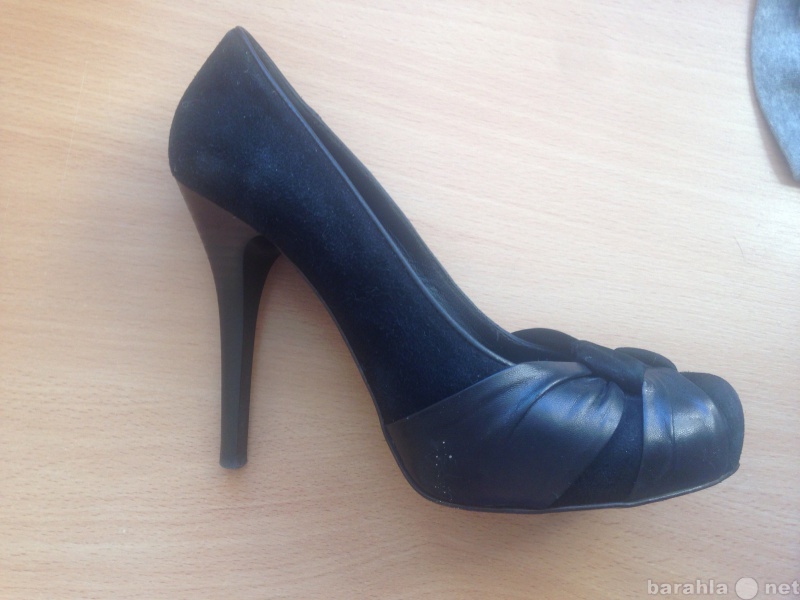 Продам: Черные туфли Calipso