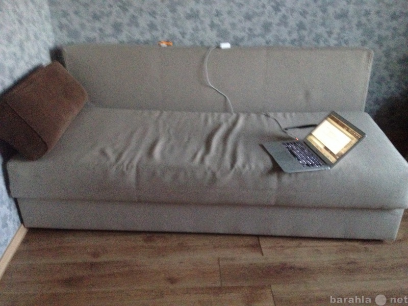 Отдам даром: двухместный диван - кровать