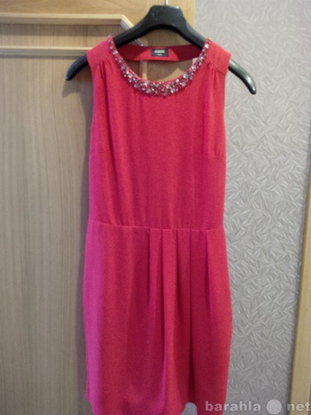 Продам: Красное платье
