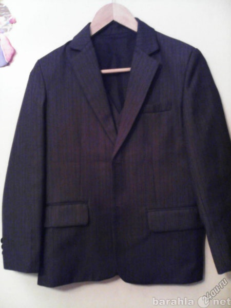 Продам: Школьный пиджак+жилет.Рост 140см.