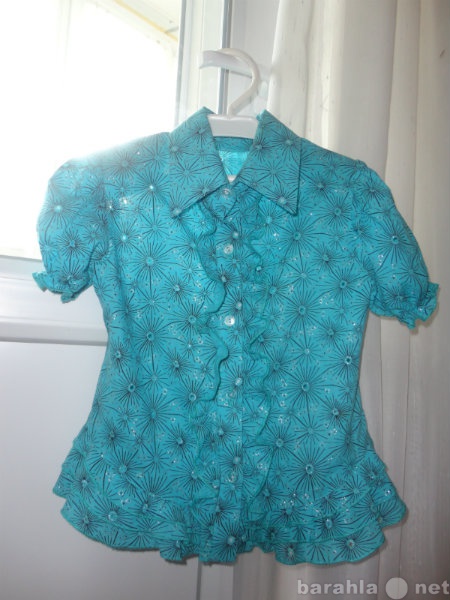 Продам: блузка нарядная 5-7 лет