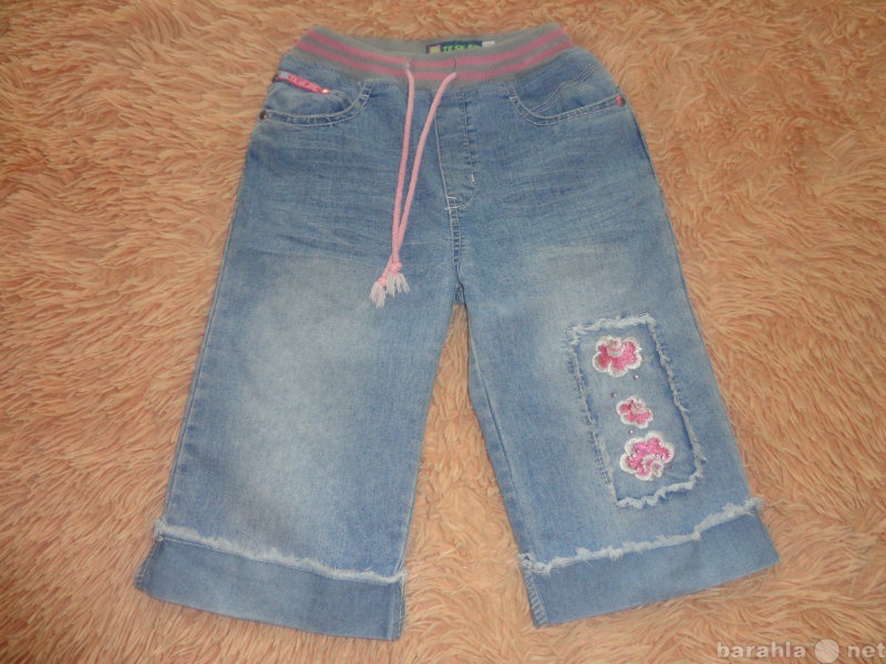 Продам: джинсовые бриджи на 7-9 лет