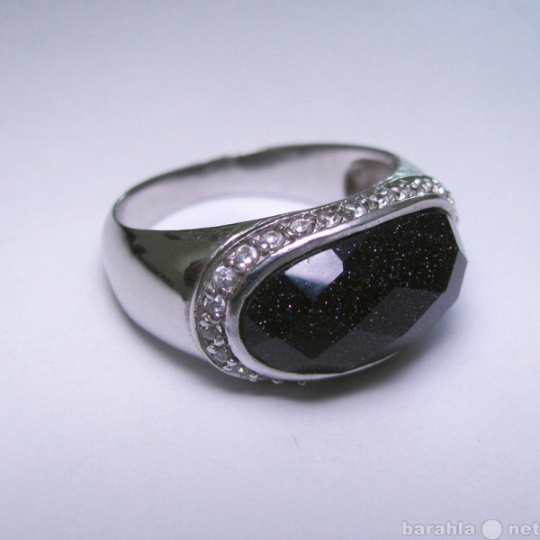 Продам: Серебряное кольцо в авантюрином