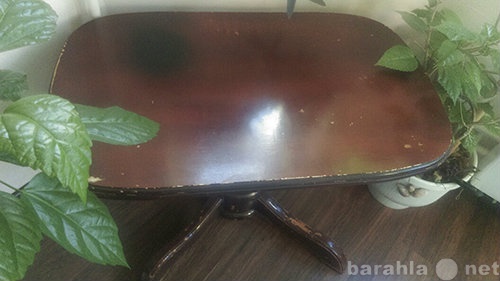 Продам: Журнальный столик из натурального дерева