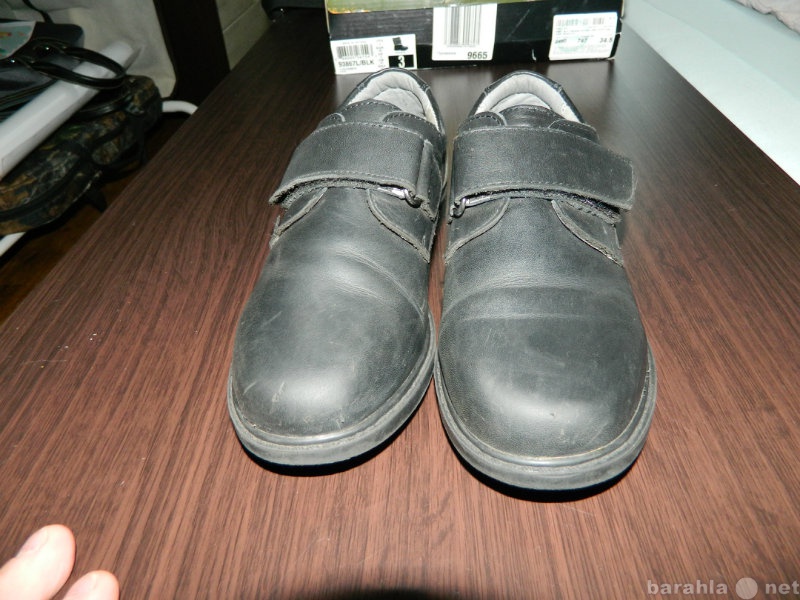 Продам: Детские школьные туфли