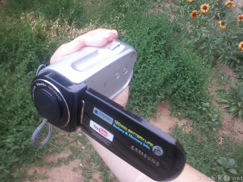 Продам: видеокамера samsung vp-mx10A