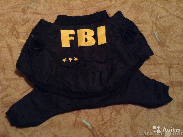 Продам: Теплая курточка FBI для собак. Новая
