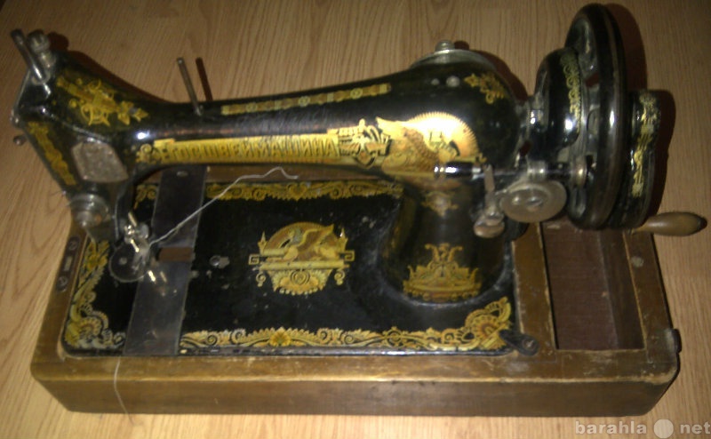 Продам: Антикварная швейная машина