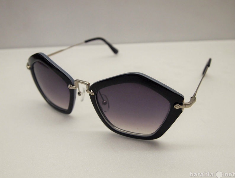 Продам: Солнцезащитные очки al1-007