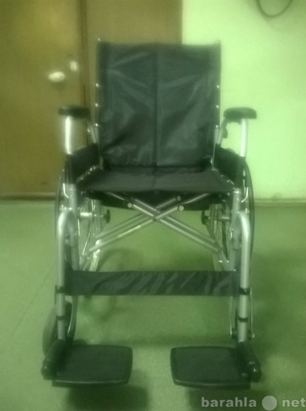 Продам: Кресло-каляска инвалидное