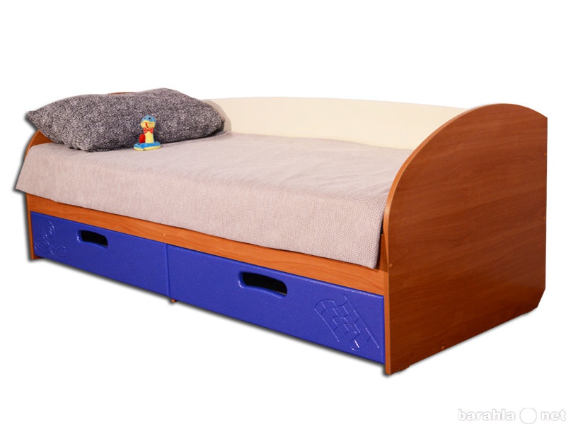Продам: Кровать детская " Тачки"