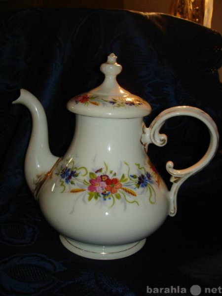 Продам: Старинный чайник,ручная роспись,СЕВР,сер