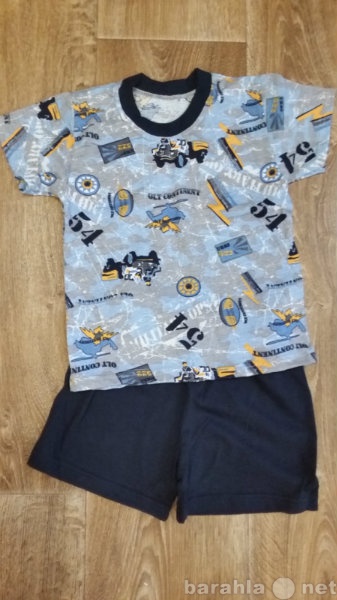 Продам: Комплект для мальчика (шорты, футболка)