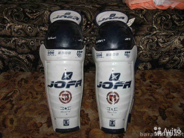 Продам: Хоккейные щитки Jofa