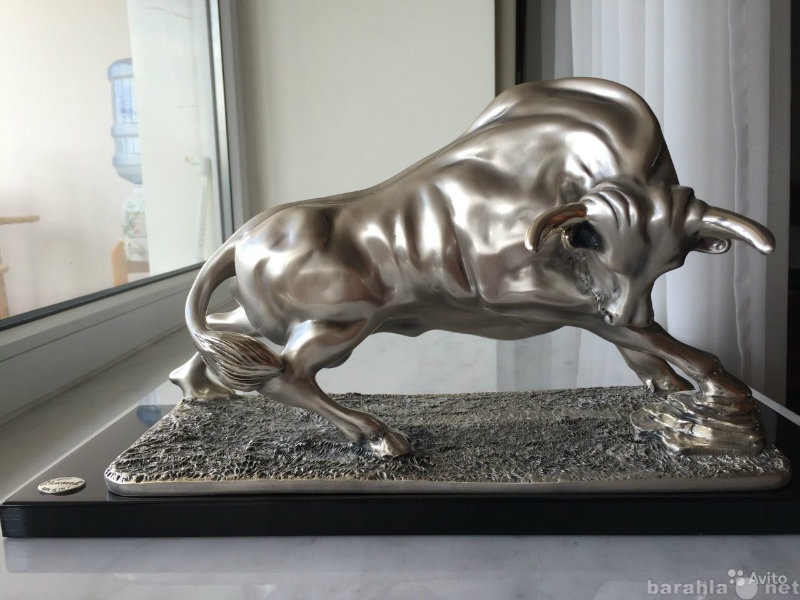 Продам: Статуэтка быка серебро 999