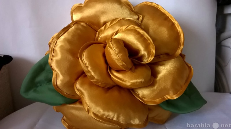 Продам: Необычные подушки розы
