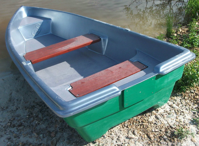 Продам: Палубную лодку из стеклопластика