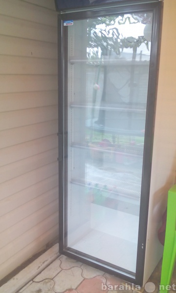 Продам: холодильник витриный