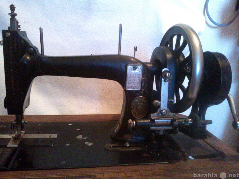 Продам: старинная чугунная швейная машинка