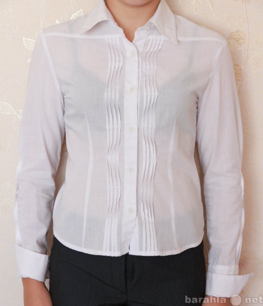 Продам: Белая блузка (рубашка) школьная