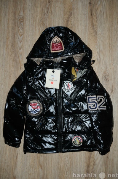 Продам: Модная куртка на пуху(черная)