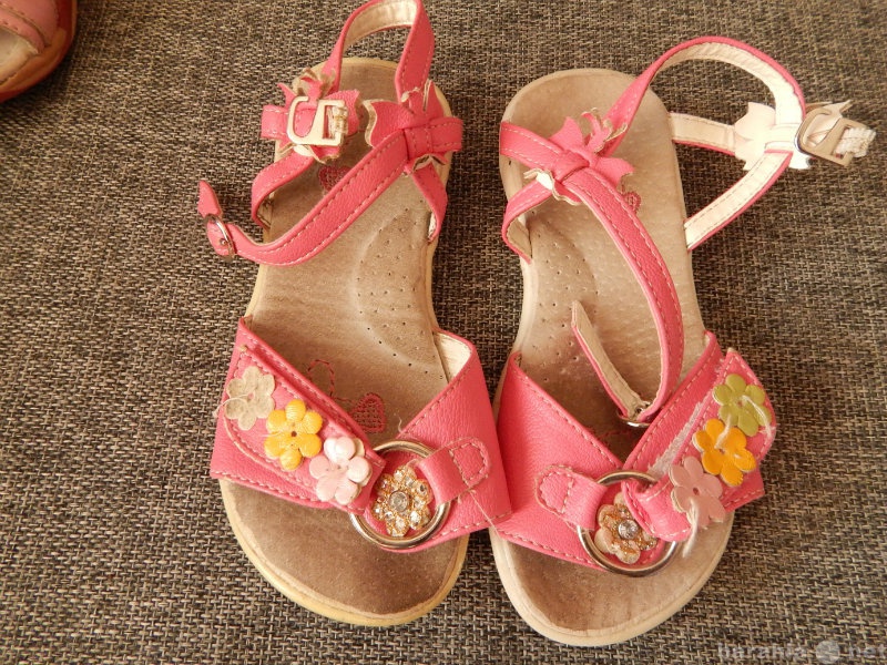 Продам: Обувь для девочки