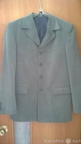 Продам: Мужской велюровый пиджак р.44-46