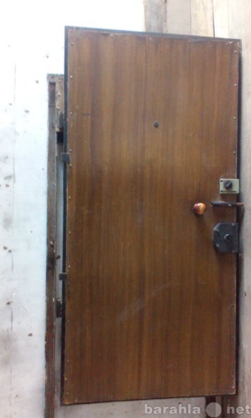 Продам: Дверь входная металлическая
