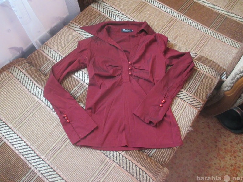 Продам: продам блузку
